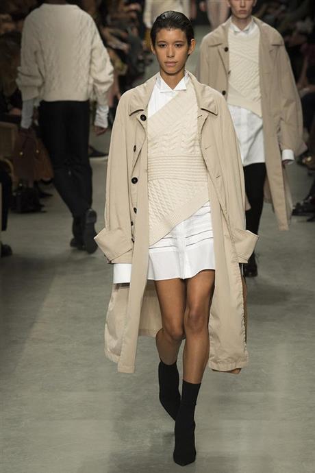 burberry2017春夏时装周,burberry时装周视频