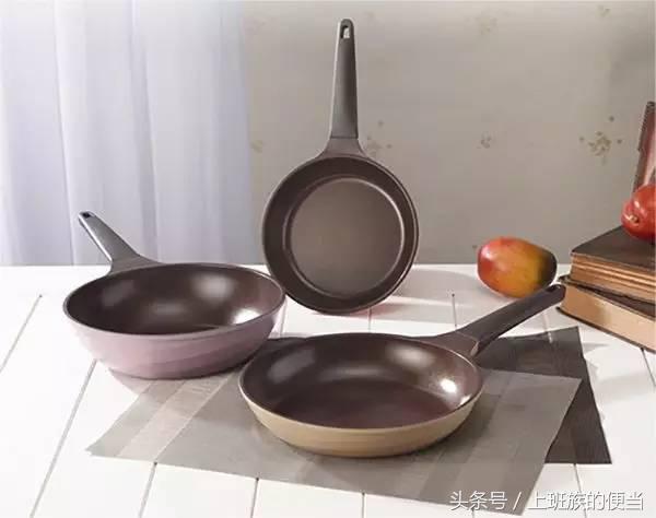 铁锅陶瓷锅麦饭石锅哪个好,铁锅不锈钢锅麦饭石不粘锅哪个好