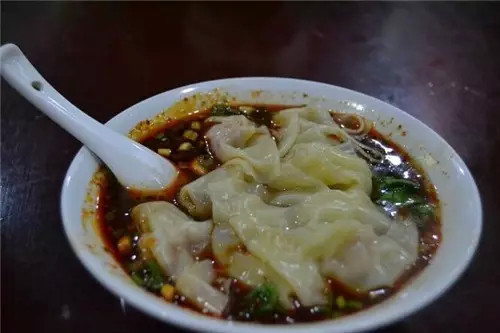 重庆旅游好吃的地方推荐目录,重庆旅游好吃街必去景点