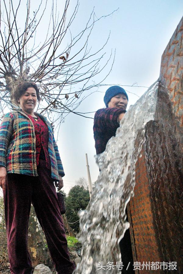 好开森！贵阳一小区钻出温泉，水温近60度，居民纷纷前往享用