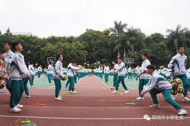 活力四射的小学大课间,白云省实的大课间