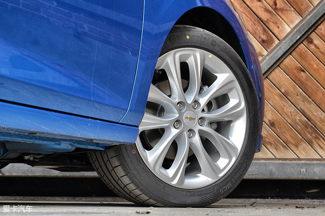 西安13年雪佛兰科鲁兹两厢,雪佛兰1.4t科鲁兹两厢二手车