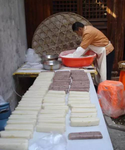 从小吃到大的老牌记忆餐厅,从小吃到大的鸡蛋糕
