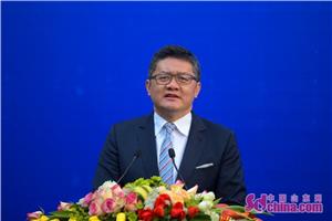 张斌体坛盛宴,张斌白岩松足球