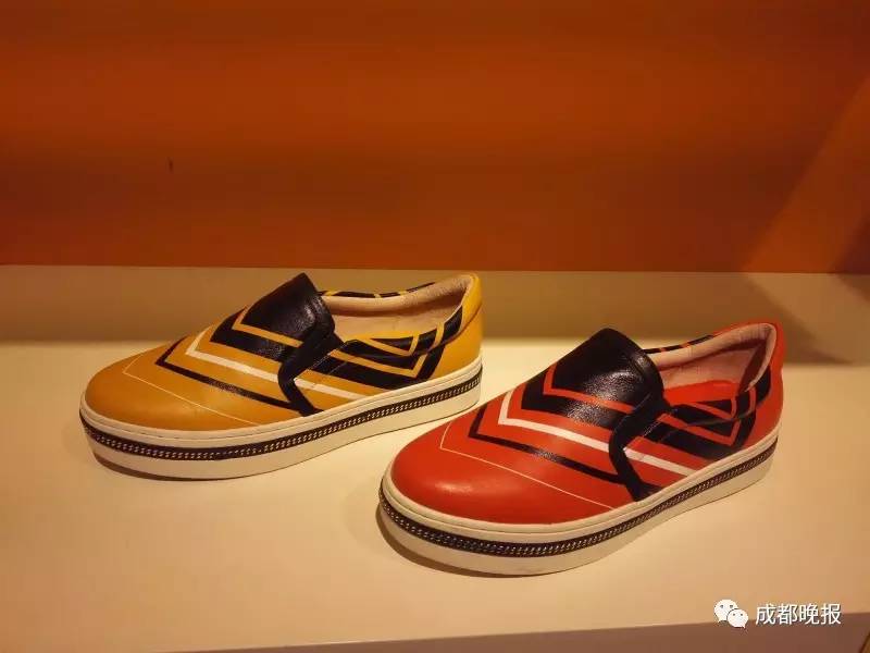 杩囪妭鏃剁殑濂ヨ幈,濂ヨ幈杩囪妭娲诲姩