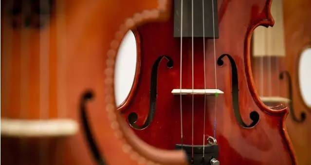 世界拉丁舞音乐节奏感强的,一个动感十足的舞蹈