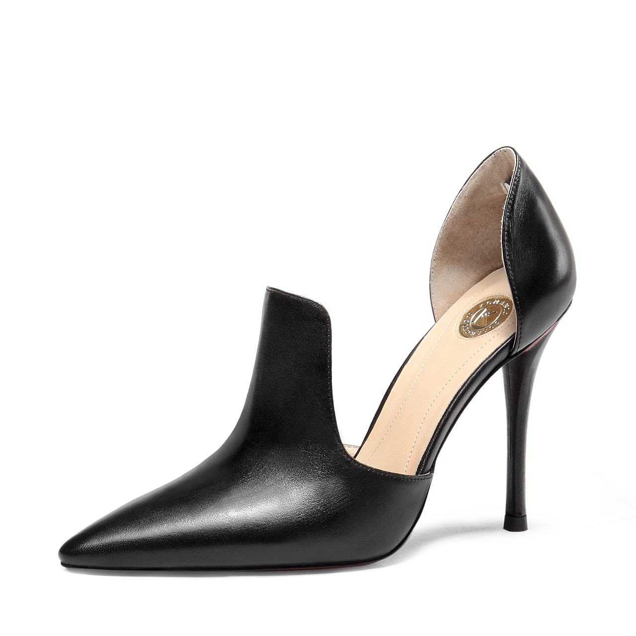 有一种时尚叫做“你觉得我时髦，却猜不出我穿的牌子”