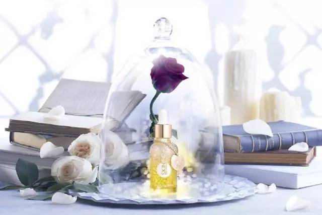 「美女与野兽」出了那么多联名系列，欠EmmaWatson的电影票可以这样还