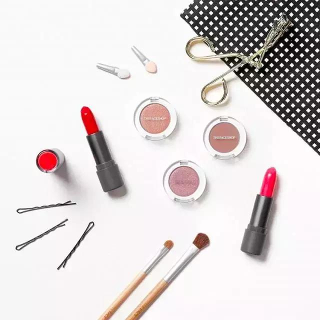 兰蔻秀智新口红 (有谁买过兰蔻秀智同款口红388)