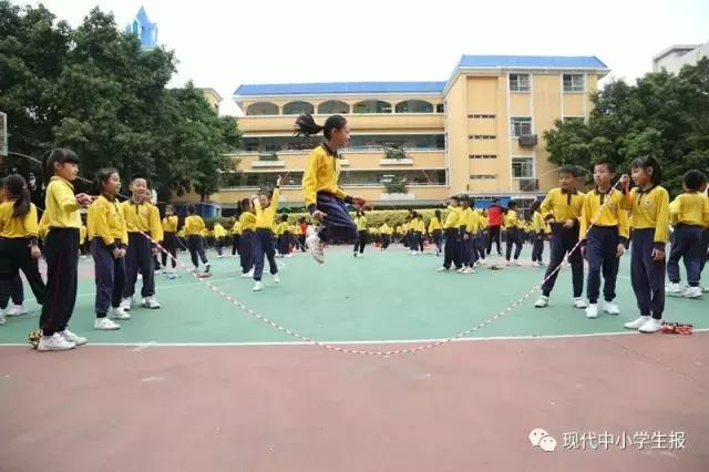 活力四射的小学大课间,白云省实的大课间