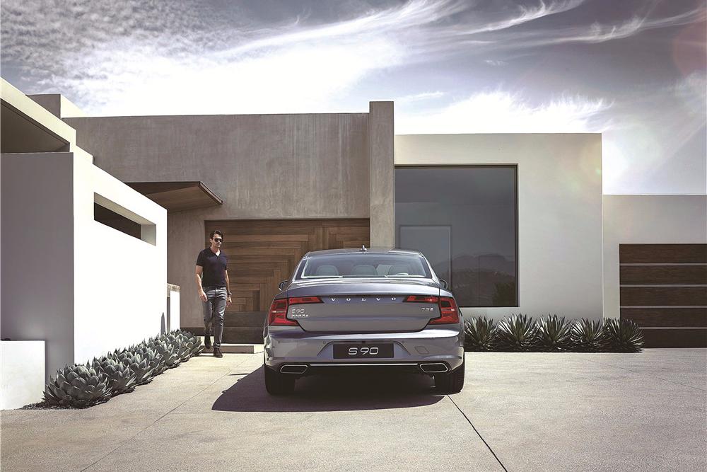 跃龙在渊——试驾VOLVOS90