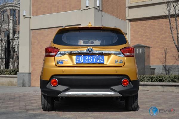 五万以内五门纯电动车,五万左右四门的电动汽车推荐