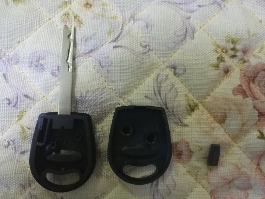 遥控汽车钥匙怎么组装,教你自己动手配汽车遥控钥匙