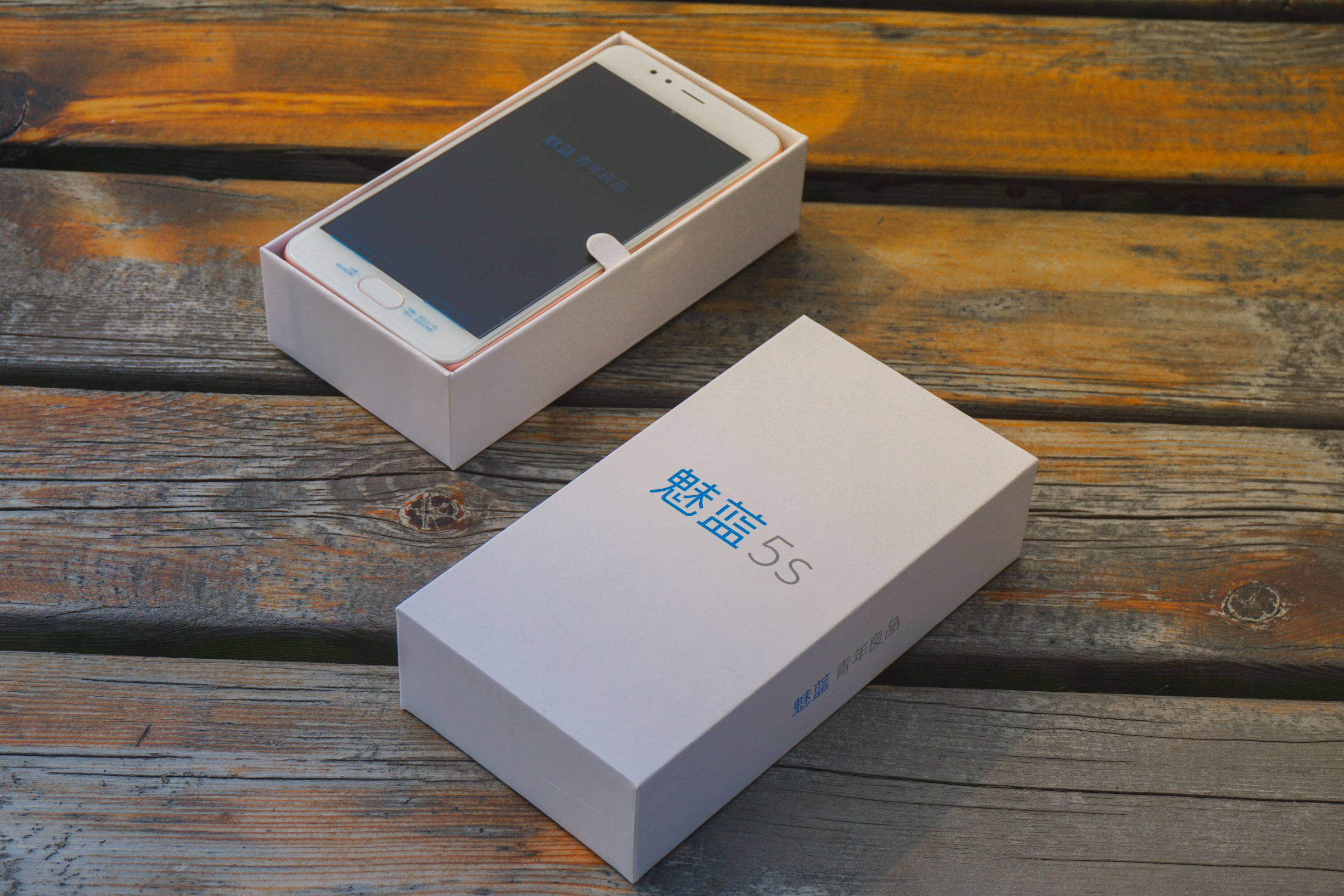 魅蓝5S金色手机怎么样,魅蓝5s手机评测视频