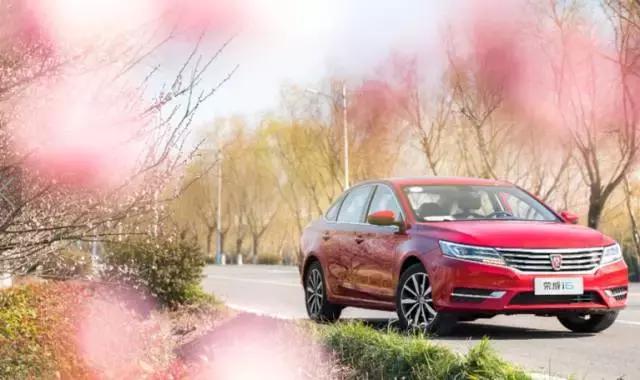 荣威i6建议买吗,试驾荣威ei6旗舰版