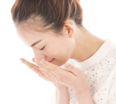 不卸妆会怎样,不洗脸不卸妆真的不好吗