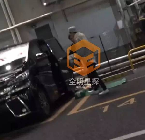 鹿晗日本游,鹿晗日本旅游