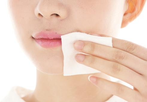 不卸妆会怎样,不洗脸不卸妆真的不好吗