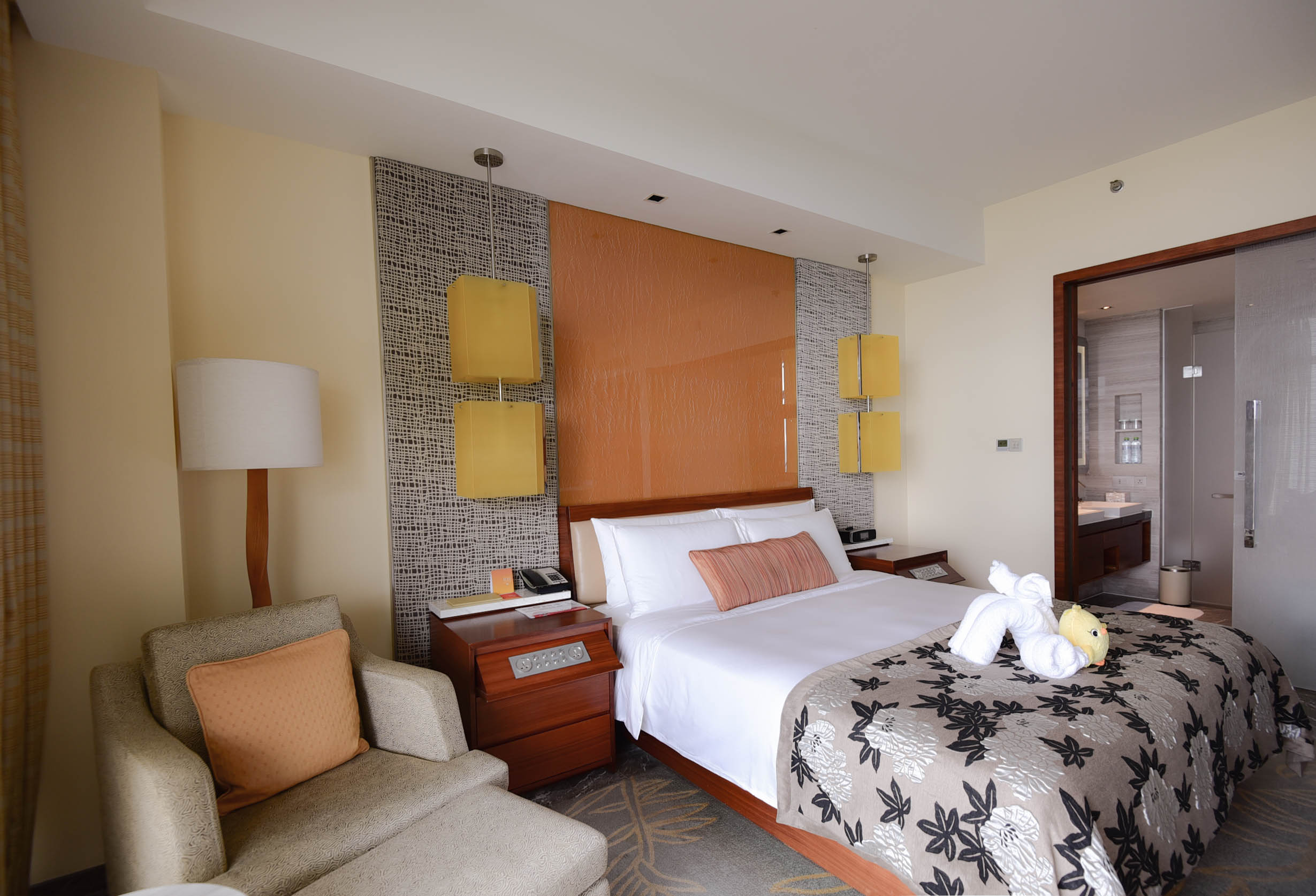 那片天空那片海这里的美人鱼不会游泳