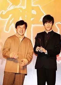 胡歌拍繁花为什么用替身,胡歌替身事件