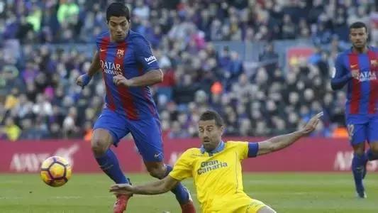 踢球如何养成假动作的习惯,踢球如何养成提前观察的习惯