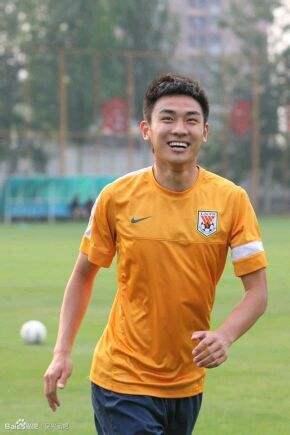 鲁能成源现在在哪踢球,成源可以成为鲁能奇兵吗