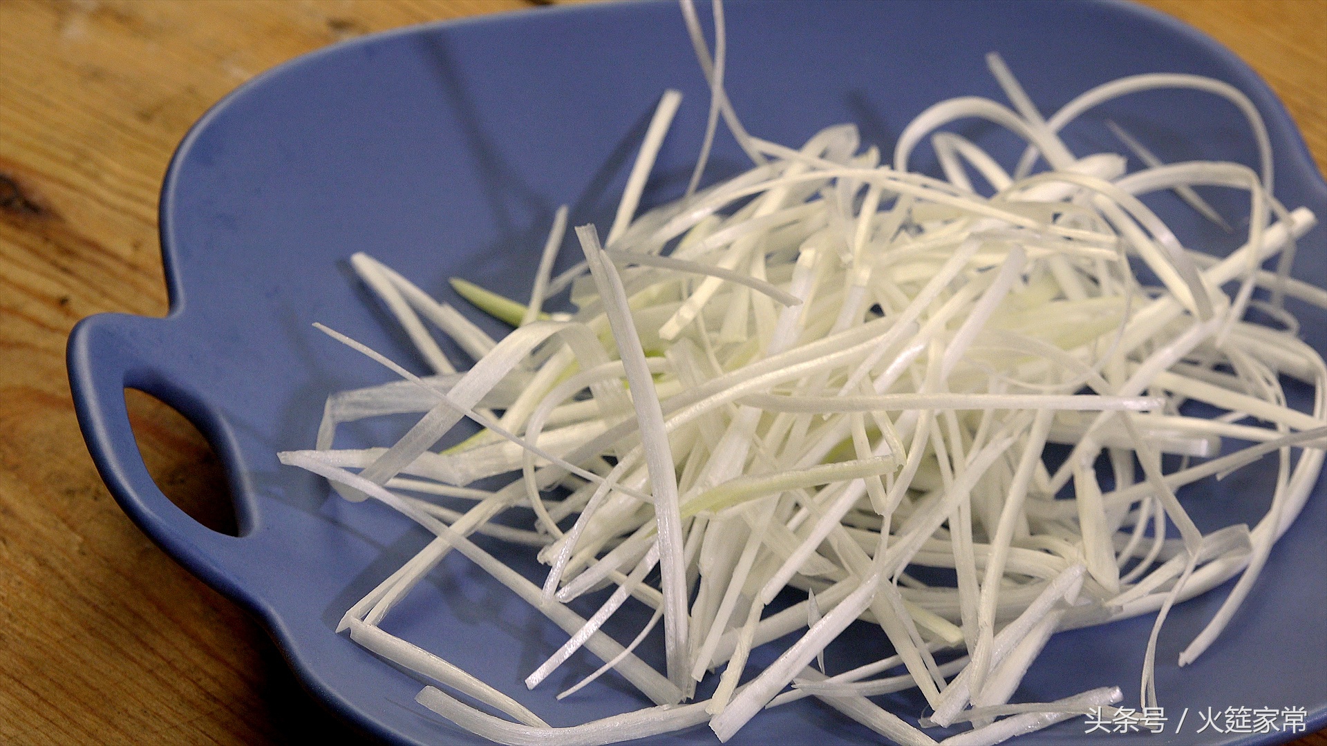 这样烧排骨,好吃的同时彻底解决糊锅的问题