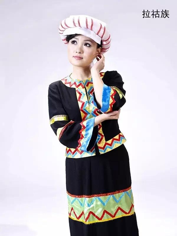 56个民族服饰的视频,56个民族男士服饰