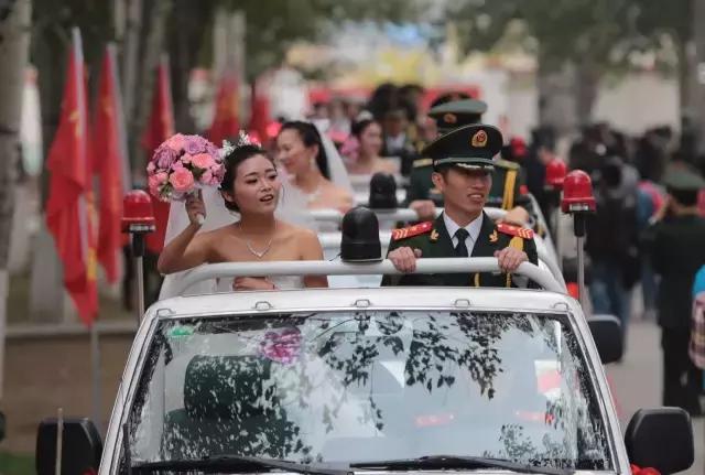 嫁给自己的教官,我爱上了我的教官