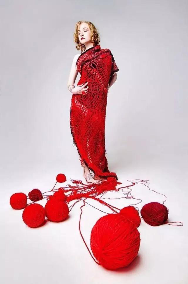 这些栩栩如生的纸雕真是不可思议,毛线逼真猴子钩织全过程