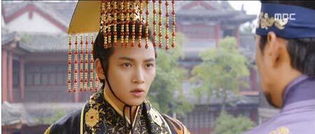 帝王篇丨他在位六年，大赦天下七次，但*行暴**却堪比纣王！