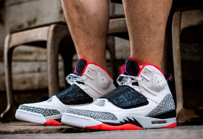 aj厂货和原厂底面有什么区别,aj生产批次不同吗