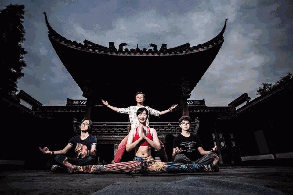 男朋友追你的时候都有哪些骚操作,男朋友追我时的聊天技巧