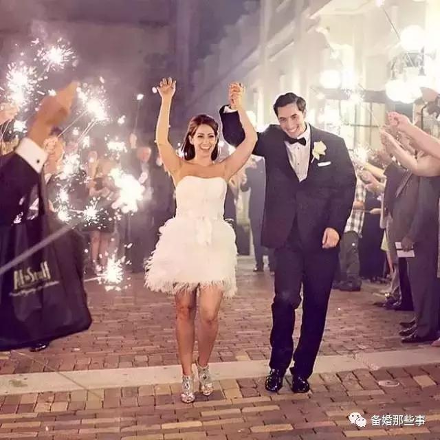 婚礼退场的漂亮“花招”！创意上线！