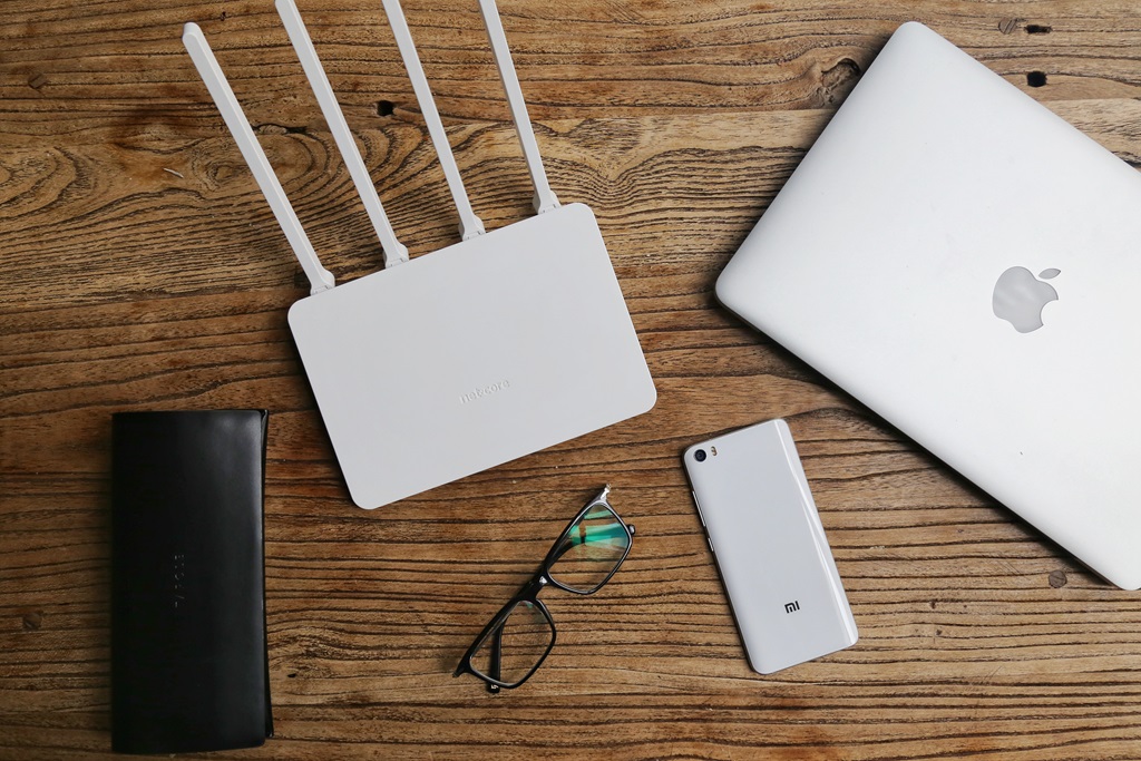 磊科n1路由器,性价比高的大功率路由器推荐