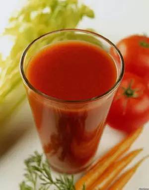 吃什么脸上的斑就会消失,脸上的斑一吃就掉