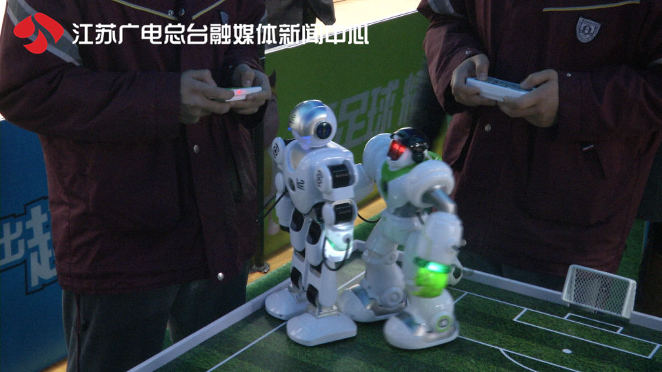 足球走进校园,南京校园足球春节周末交流赛