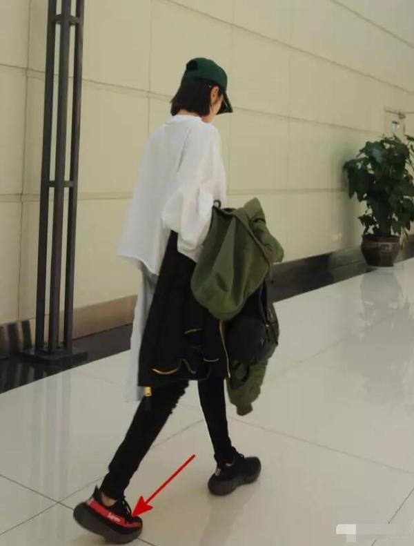 chanel棒球帽红色,chanel粉色棒球帽