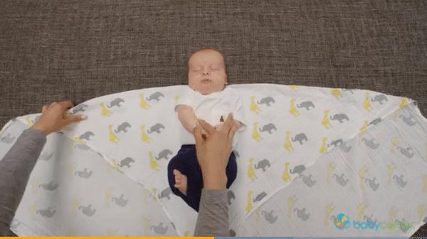 裹婴儿正确方法,裹宝宝的方式