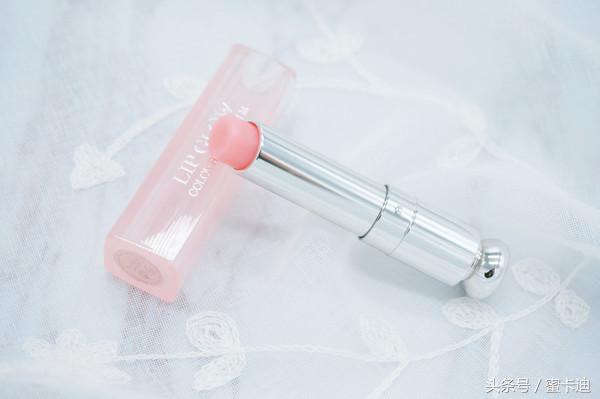 润唇膏红黑测试,变色唇膏真假亲测