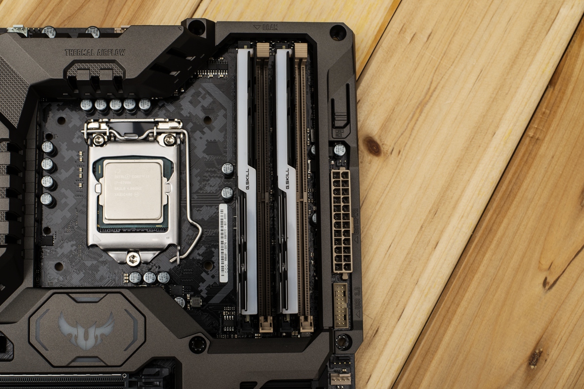 华硕电脑玩生化危机,华硕无畏15i生化危机