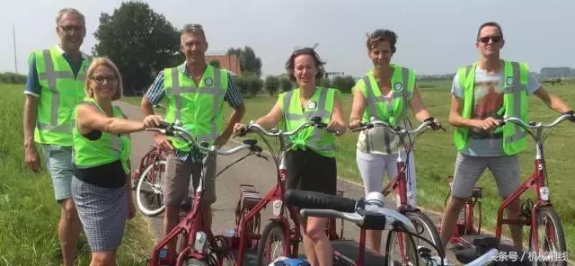 荷兰人骑的自行车,荷兰人发明无人驾驶自行车