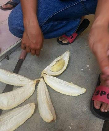 女生着火了怎么办,着火为啥不能用嘴吹