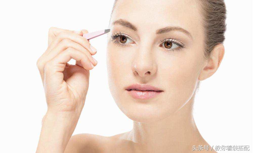 巴黎时装周走秀,巴黎时装周妆容