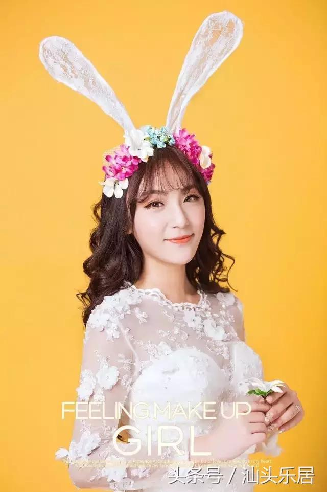 十二名美模，十二种风情，你来“选出”小公园的故事