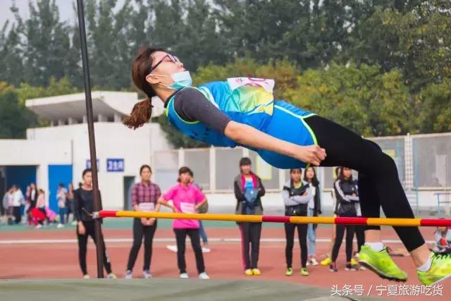 新华学院，不散的青春