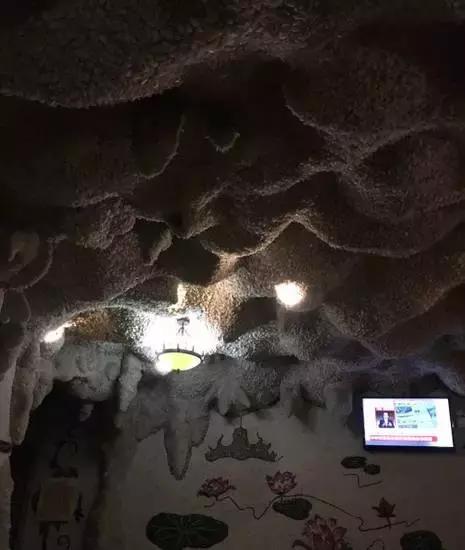 一起泡个温泉,温泉泡池冬天来一场暖暖温泉旅行