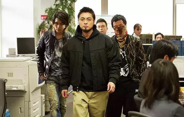 高分畅快的6部“悬疑，动作，喜剧”的电影，你更喜欢哪一部？