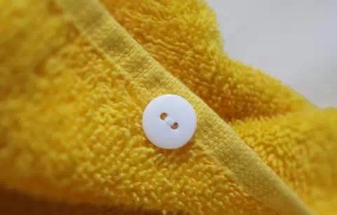 妈妈睡觉老是踢被子,宝宝晚上踢被子妈妈怎么发现