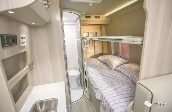 房车上汽大通b型房车,最新最便宜的B型大通房车